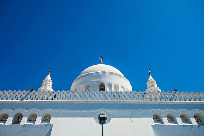 City Sightseeing Al Madinah Hop-On Hop-Off Bus Tour - Al Qiblatayn Mosque and the Seven Mosques