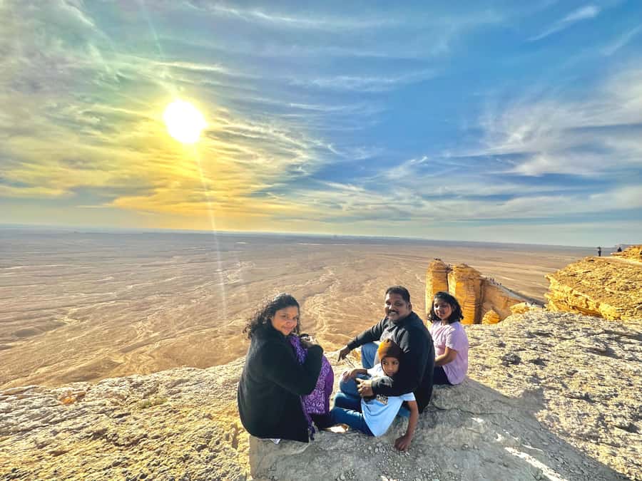 Edge of The World Riyadh,Camel Ride ,Bat Cave Visit & Dinner - Key points to know before booking