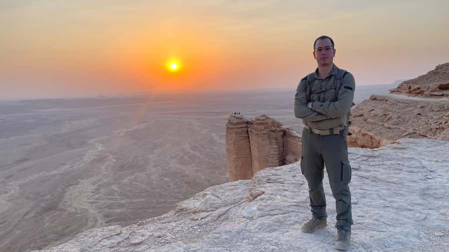 Edge of The World Riyadh,Camel Ride ,Bat Cave Visit & Dinner - Photography is an unexpected benefit