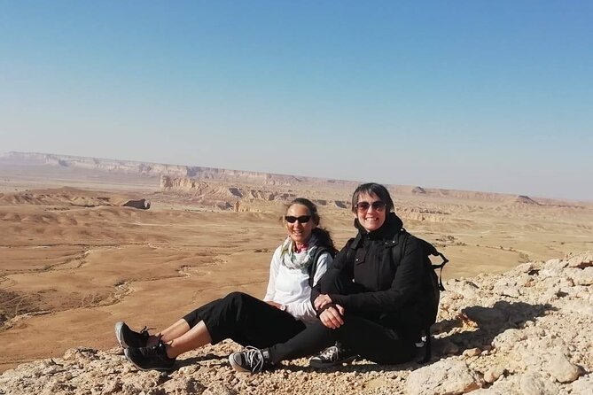 Edge Of The World Tour (Private Tour) - One hour at the cliffs is the heart of the outing