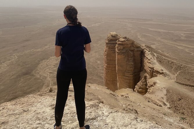 Explore Edge of The World in a Private Trip with Saudi Dinner - Who Gets the Best Value for $600?