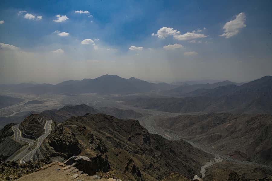 From Jeddah: Taif Exploration Tour with Lunch - How much old Taif will you really see?