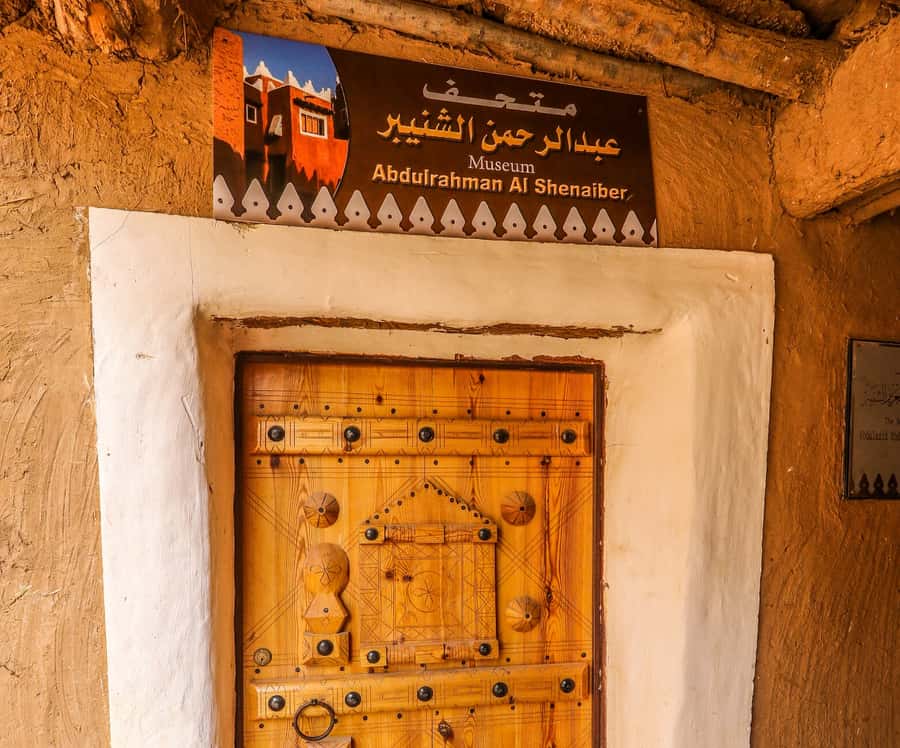 From Riyadh: Ushaiqer Village Highlights Tour with Transfer - What the $129 price covers