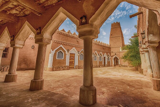 Full-Day Ushayger Tour with Lunch from Riyadh - The Private Antiques Collection
