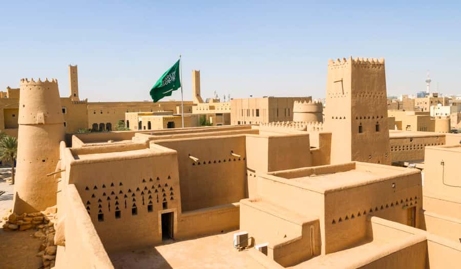 Half Day in Riyadh, Almasmak, National Museum, Kingdom Tower - Starting with Al-Masmak Fortress