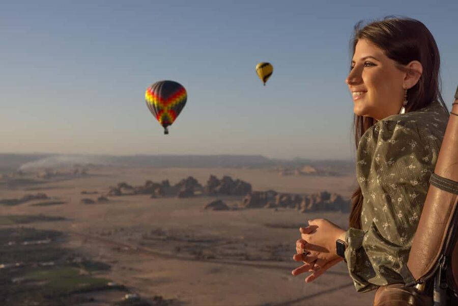 Hegra Al Ula: Sunrise Hot Air Balloon Flight - Key things to know before booking