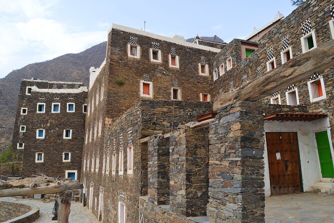 Historical & Heritage Tour in Abha- Rijal Almaa Village - Key points at a glance