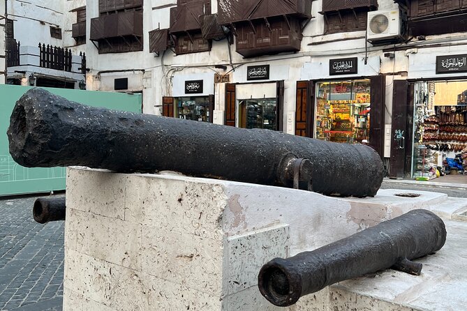 Historical & Heritage Tour in Jeddah Al Balad - Nassif House and its unusual relics