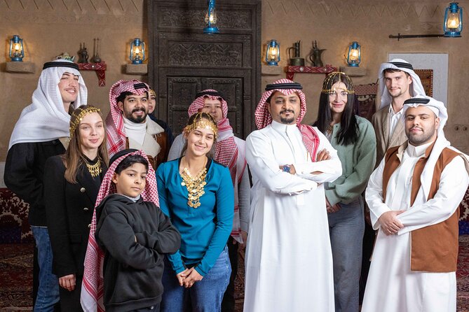 Interactive Saudi Cuisine and Cultural Experience - Ending with Aseer honey, dessert, tea, and incense