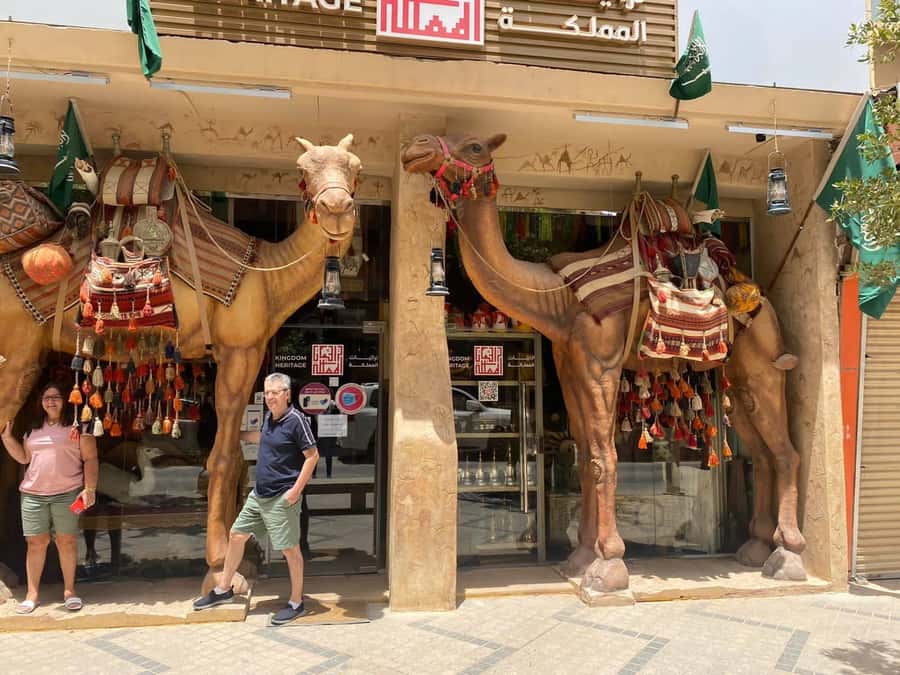 Jeddah: Al-Balad Historical Highlights City Tour - Beit Nassif and the old gates