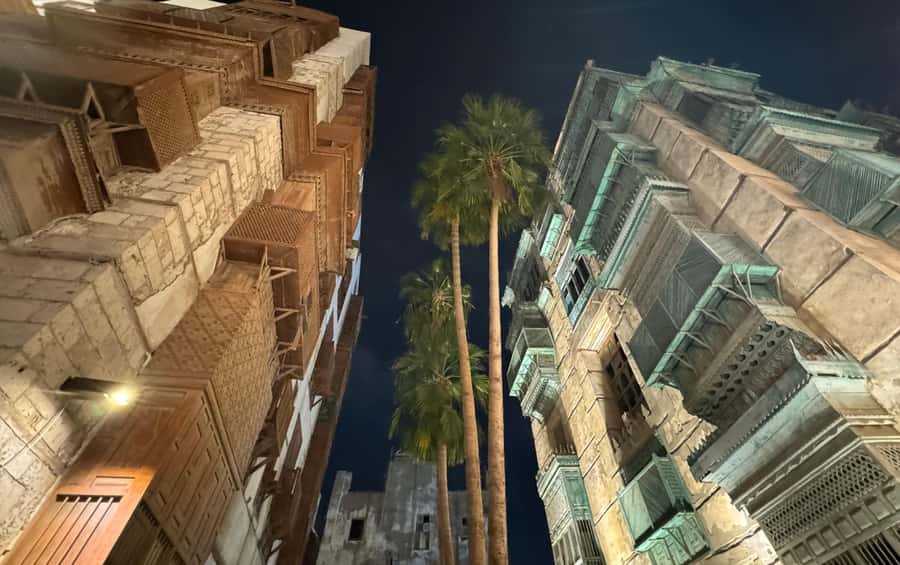 Jeddah: Al-Balad Old Town Historical City Guided Tour - Five things to know before you book