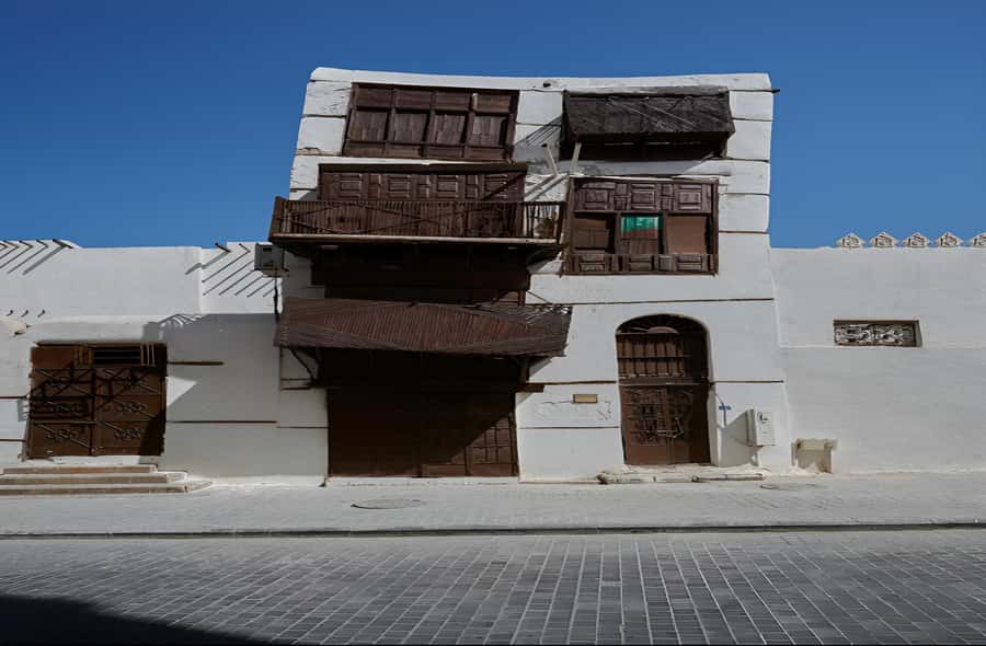 Jeddah: Al-Balad Old Town Historical City Guided Tour - Morning, afternoon, or after sunset?