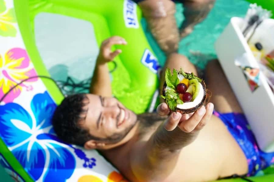 Jeddah: Bayadah Island Boat Trip with Snorkeling Option - Who will enjoy this boat trip most
