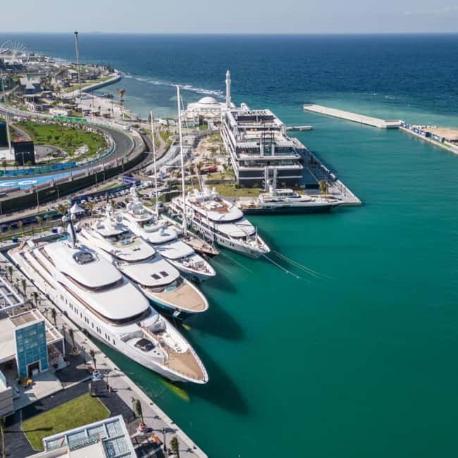 Jeddah: Guided Tour of the Old City Al-balad - Jeddah Waterfront and the city’s modern side