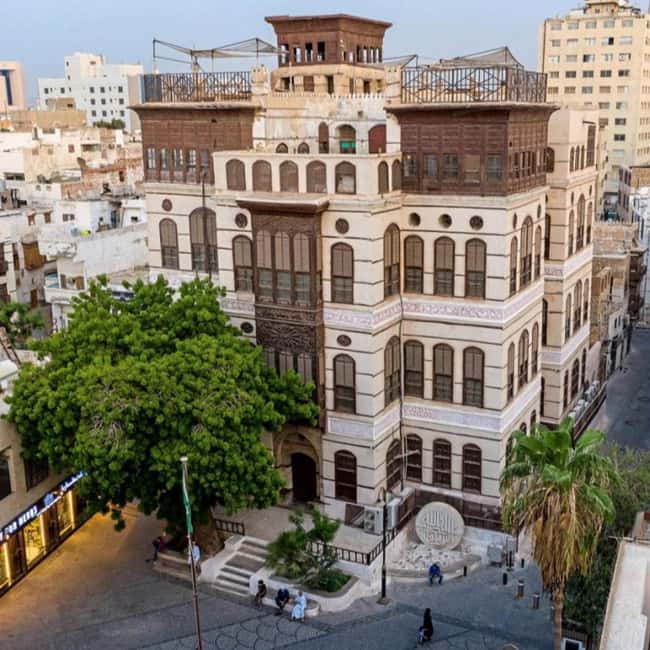 Jeddah: Guided Tour of the Old City Al-balad - What $131 buys you