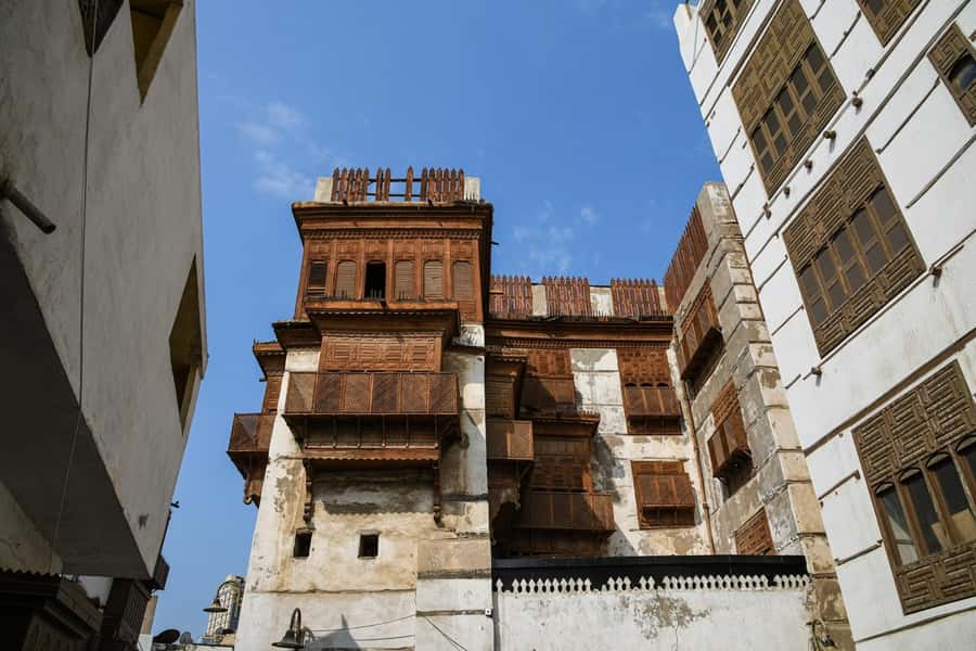 Jeddah : Jeddah’s Traditional Tour - Starting along Tahlia Street