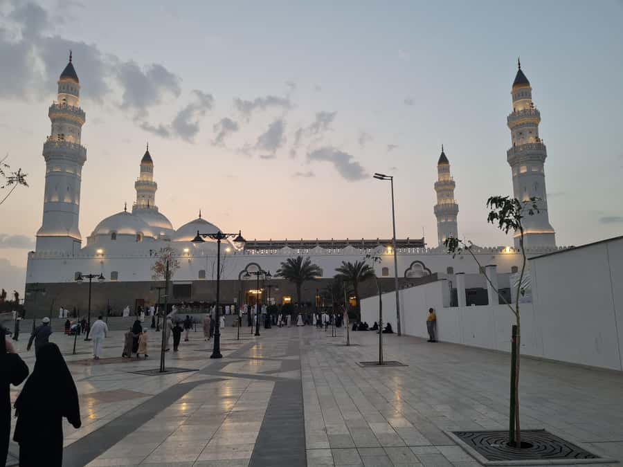 Madina: Guided Tour of the City's Historical Sights - Key points at a glance
