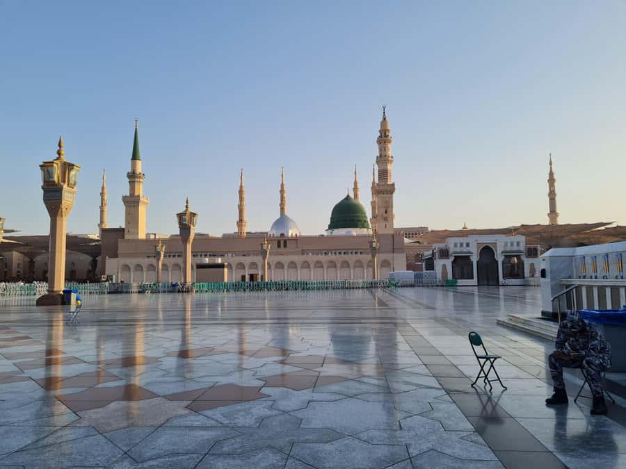 Madina: Guided Tour of the City's Historical Sights - Why this Madinah tour is worth considering