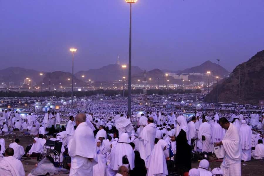 Mecca: Holy Sites Private Tour - Mount Thawr and the Journey to Madinah
