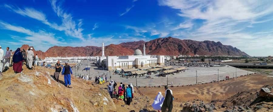 Medina Ziyarats ( Visit Holy Places) - Why the private vehicle matters