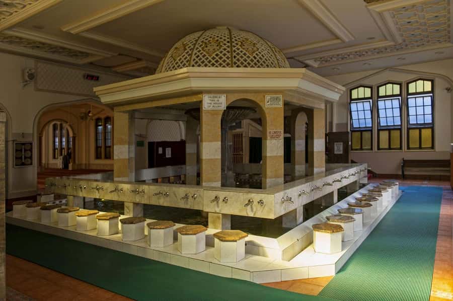 Medina Ziyarats ( Visit Holy Places) - Masjid Quba and the first 50 minutes