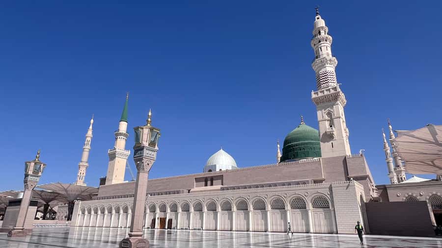 Prophet’s Mosque Walking Tour with Historic Hejaz Railway - Saqīfat Banī Sā‘idah and the mosque courtyards