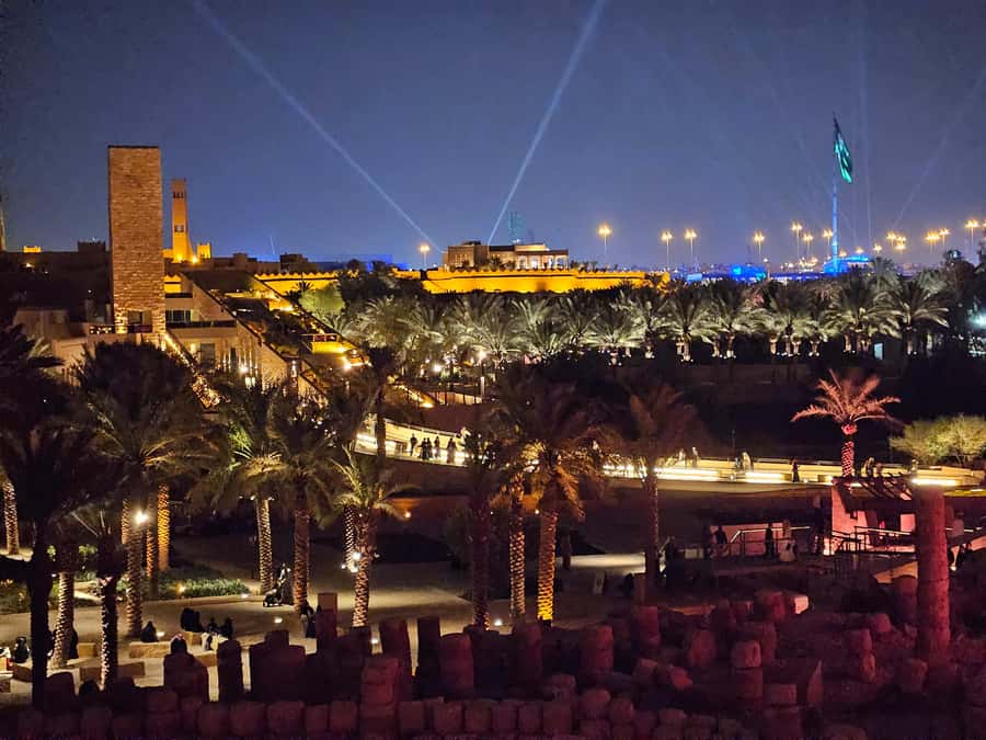 Riyadh: Diriyah, AL Masmak Fortress, AL Murabba Palace Tour - Al Masmak Fortress and the Streets Around It
