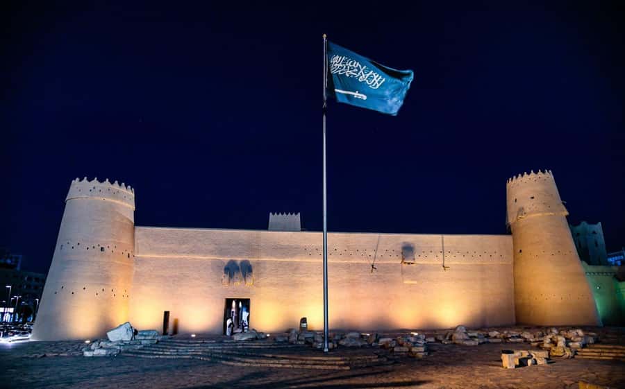 Riyadh: Full-Day Riyadh Exploration Tour with Optional Lunch - Lunch, Transport, and What the $121 Price Covers