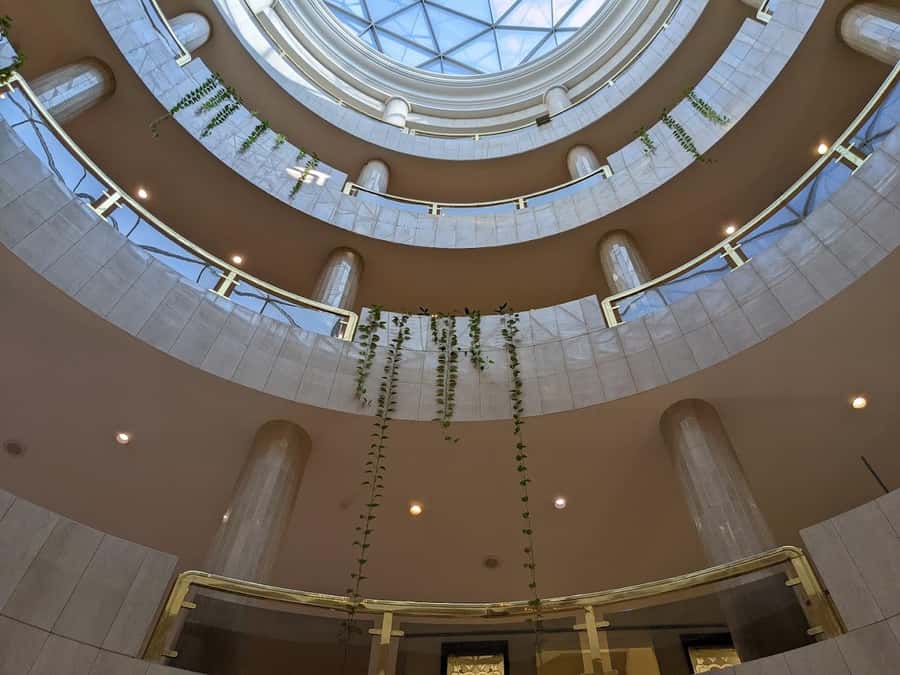 Riyadh: King Fahad National Library Guided Tour - Inside a collection of 2.5 million sources
