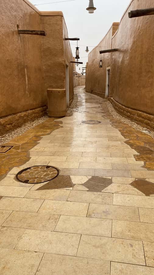 VIP Private Riyadh Experience with Saudi Meal & Pickup - Al Turaif: Riyadh’s essential historic stop